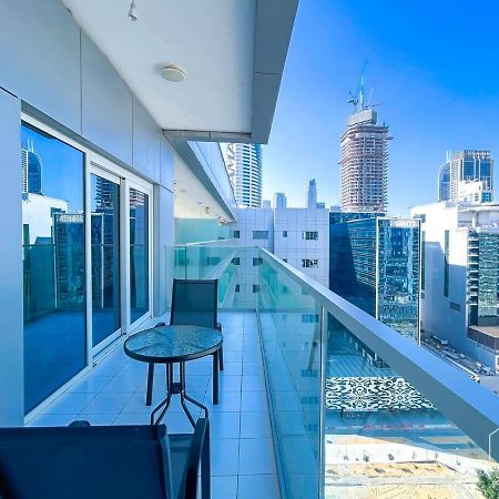 Luxury Stay At Damac Majestine With Balcony & Views Dubái Exterior foto