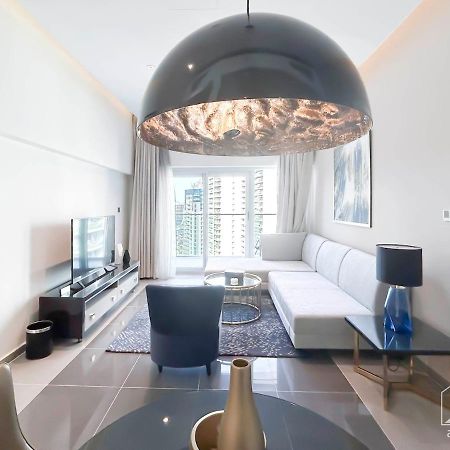 Luxury Stay At Damac Majestine With Balcony & Views Dubái Exterior foto