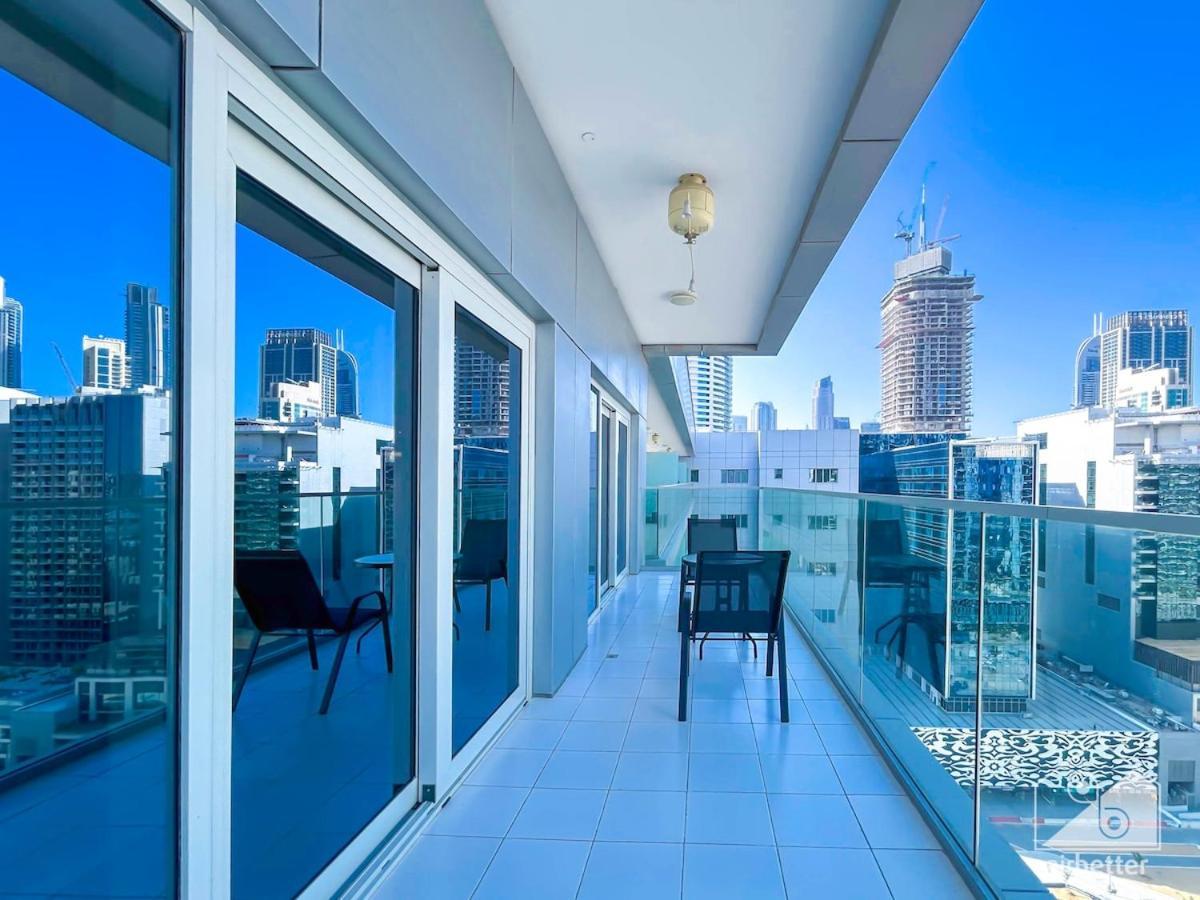 Luxury Stay At Damac Majestine With Balcony & Views Dubái Exterior foto