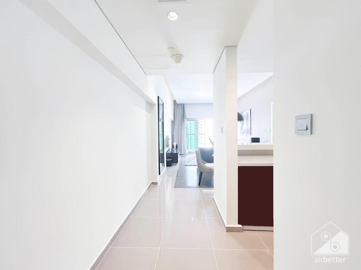 Luxury Stay At Damac Majestine With Balcony & Views Dubái Exterior foto