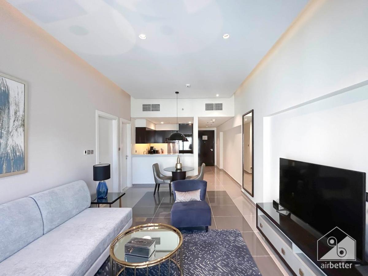 Luxury Stay At Damac Majestine With Balcony & Views Dubái Exterior foto
