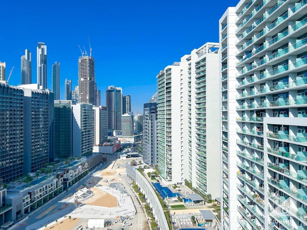 Luxury Stay At Damac Majestine With Balcony & Views Dubái Exterior foto