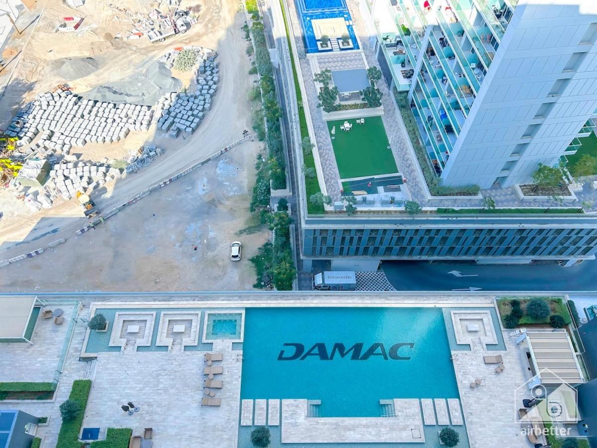 Luxury Stay At Damac Majestine With Balcony & Views Dubái Exterior foto